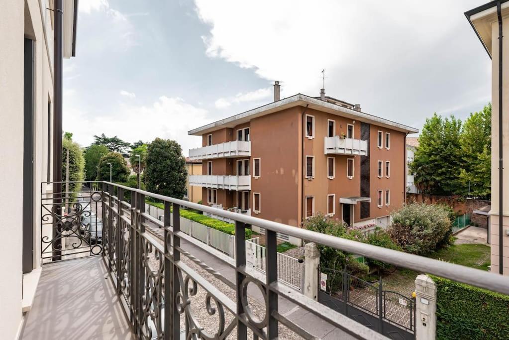 Palazzo '900 Design Flats - Il Gran Salone Διαμέρισμα Πάδοβα Εξωτερικό φωτογραφία